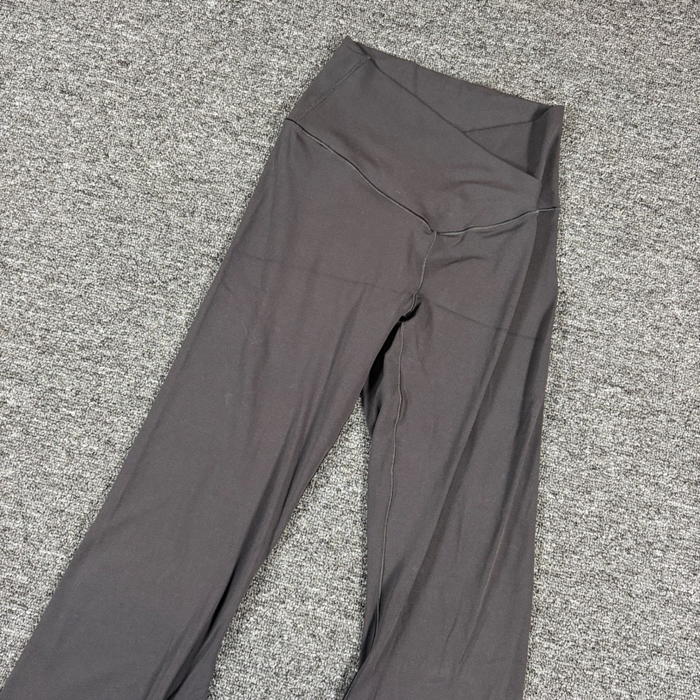 OFFLINE by Aerie Flare Leggings Women Medium Gray Real Me Crossover High Rise